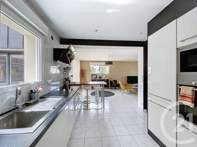 Afficher la photo en grand maison à vendre - 6 pièces - 146.0 m2 - LAMBALLE - 22 - BRETAGNE - Century 21 Coeur De Penthièvre