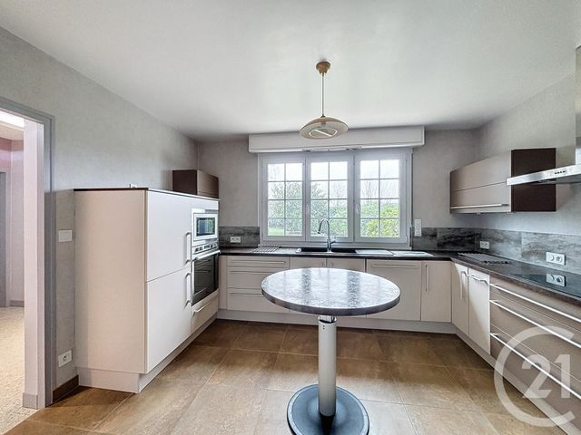 Afficher la photo en grand maison à vendre - 6 pièces - 123.5 m2 - LAMBALLE - 22 - BRETAGNE - Century 21 Coeur De Penthièvre