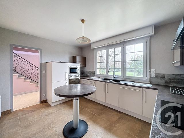 Afficher la photo en grand maison à vendre - 6 pièces - 123.5 m2 - LAMBALLE - 22 - BRETAGNE - Century 21 Coeur De Penthièvre