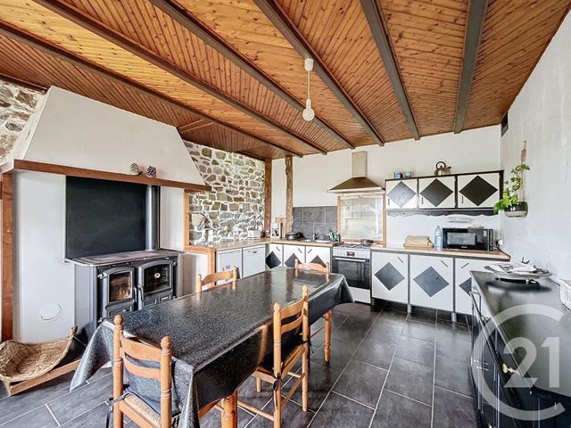 Afficher la photo en grand maison à vendre - 12 pièces - 213.53 m2 - LAMBALLE - 22 - BRETAGNE - Century 21 Coeur De Penthièvre