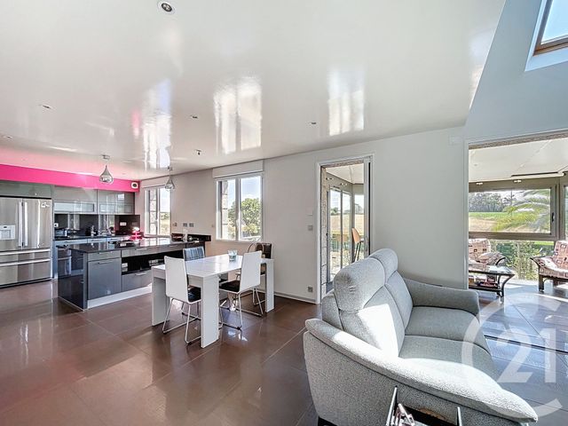 Afficher la photo en grand maison à vendre - 9 pièces - 170.4 m2 - LA BOUILLIE - 22 - BRETAGNE - Century 21 Coeur De Penthièvre