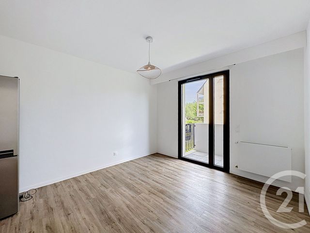 Appartement T2 à louer - 2 pièces - 42.08 m2 - LAMBALLE - 22 - BRETAGNE - Century 21 Coeur De Penthièvre