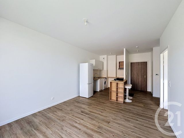 Appartement T2 à louer - 2 pièces - 42.11 m2 - LAMBALLE - 22 - BRETAGNE - Century 21 Coeur De Penthièvre