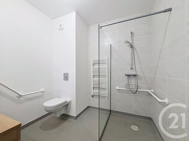 Appartement T2 à louer - 2 pièces - 42.11 m2 - LAMBALLE - 22 - BRETAGNE - Century 21 Coeur De Penthièvre