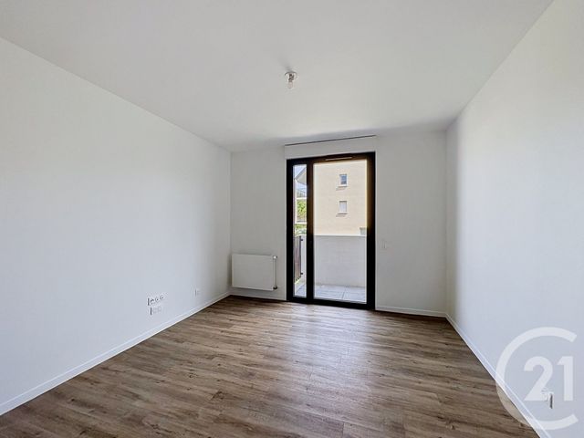 Appartement T2 à louer - 2 pièces - 42.11 m2 - LAMBALLE - 22 - BRETAGNE - Century 21 Coeur De Penthièvre