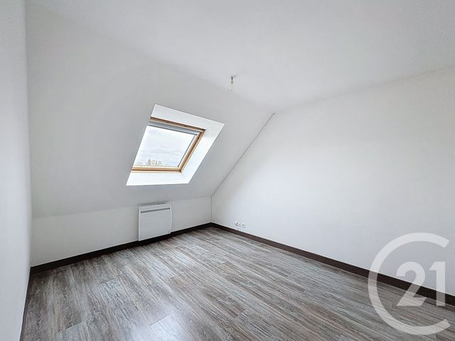 maison à louer - 6 pièces - 100.0 m2 - LAMBALLE - 22 - BRETAGNE - Century 21 Coeur De Penthièvre